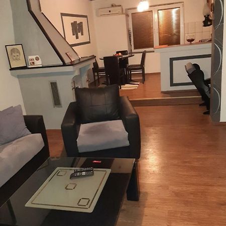 Apartment Nikola Orange โอครีด ภายนอก รูปภาพ