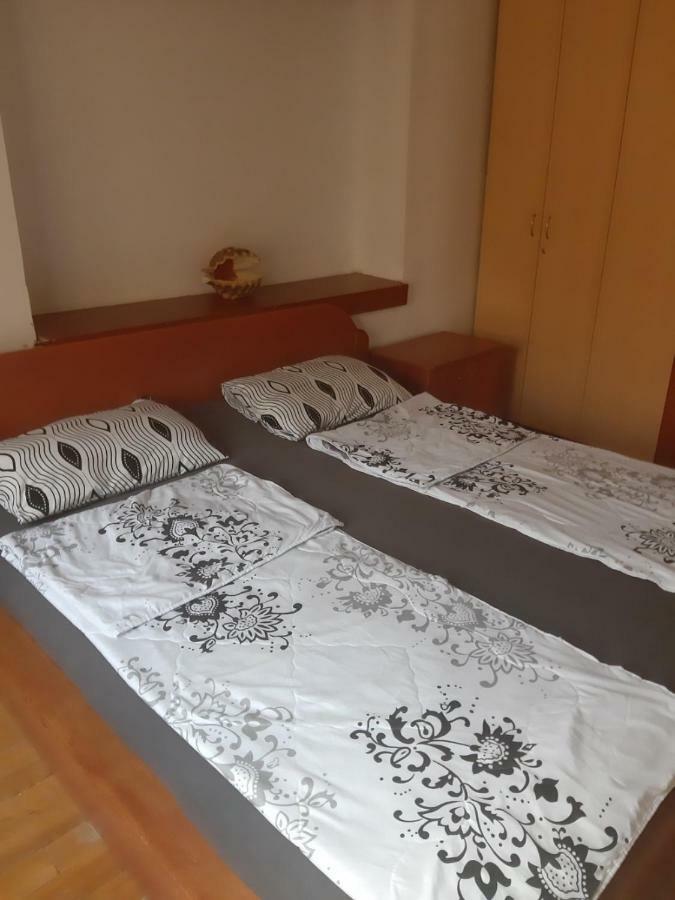 Apartment Nikola Orange โอครีด ภายนอก รูปภาพ